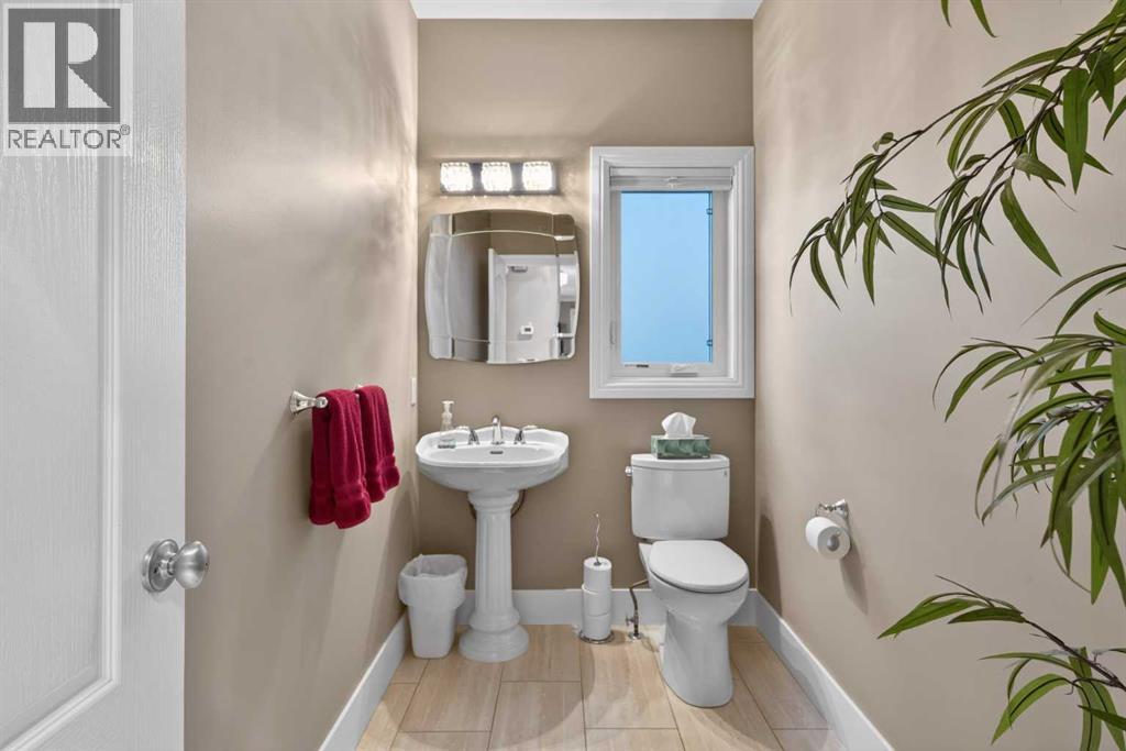 14 Christie Estate Terrace Sw, Calgary, Alberta  T3H 2Z4 - Photo 26 - A2279065