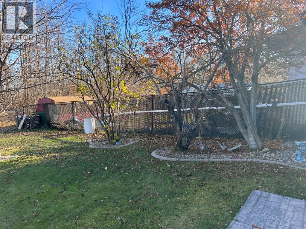 706 Hammond Drive N, Fox Creek, Alberta  T0H 1P0 - Photo 37 - A2268361