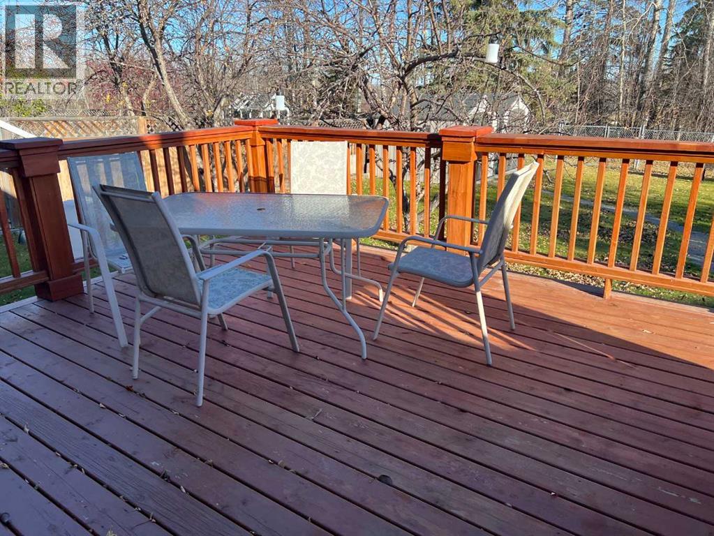 706 Hammond Drive N, Fox Creek, Alberta  T0H 1P0 - Photo 41 - A2268361