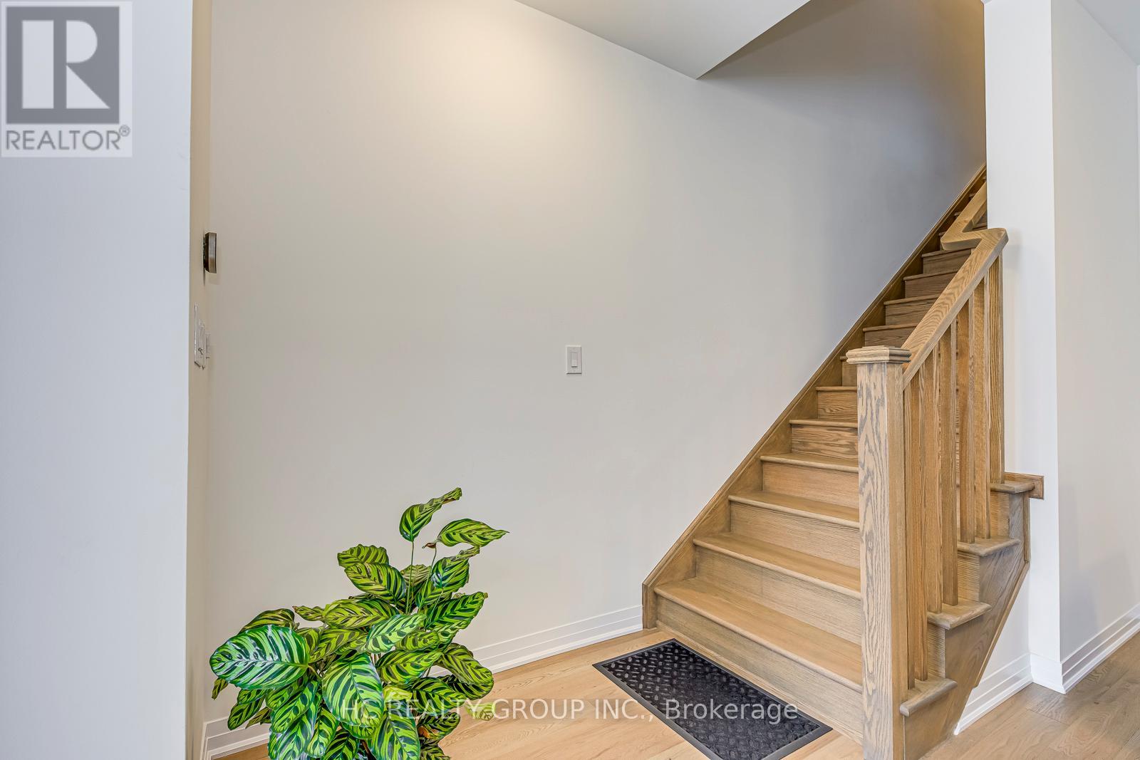 3219 Crystal Drive, Oakville, Ontario  L6M 5S8 - Photo 13 - W12656310