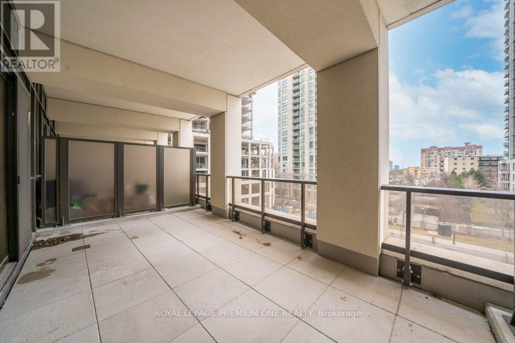 306 - 30 Elm Drive W, Mississauga, Ontario  L5A 4C3 - Photo 12 - W12728082