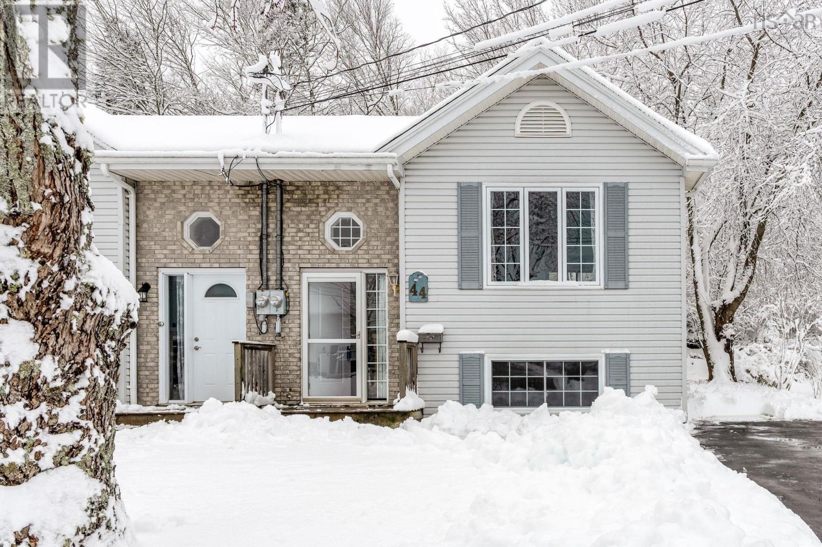 44 Haddad Drive, Lower Sackville, Nova Scotia