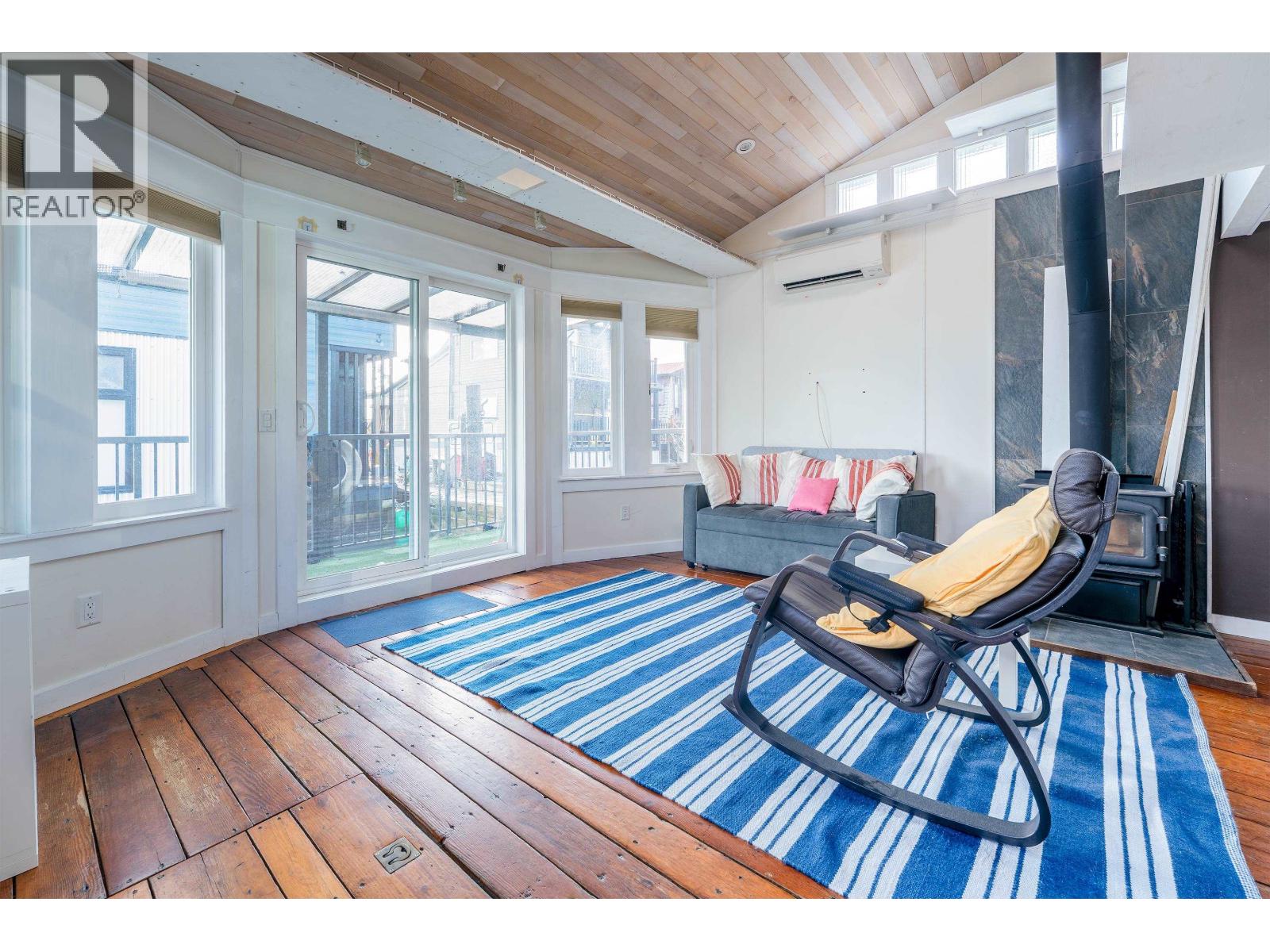 Listing Picture 10 of 17 : 12 23080 DYKE ROAD, Richmond / 烈治文 - 魯藝地產 Yvonne Lu Group - MLS Medallion Club Member