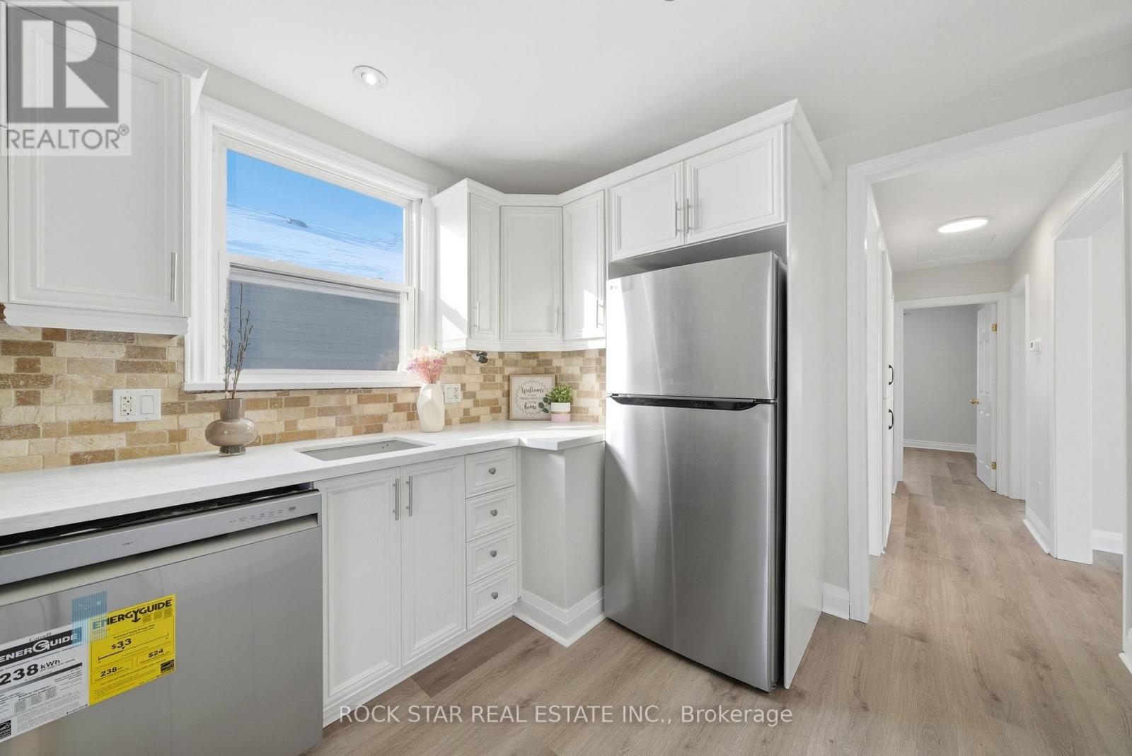 86 East 38th Street, Hamilton, Ontario  L8V 4E5 - Photo 10 - X12728076