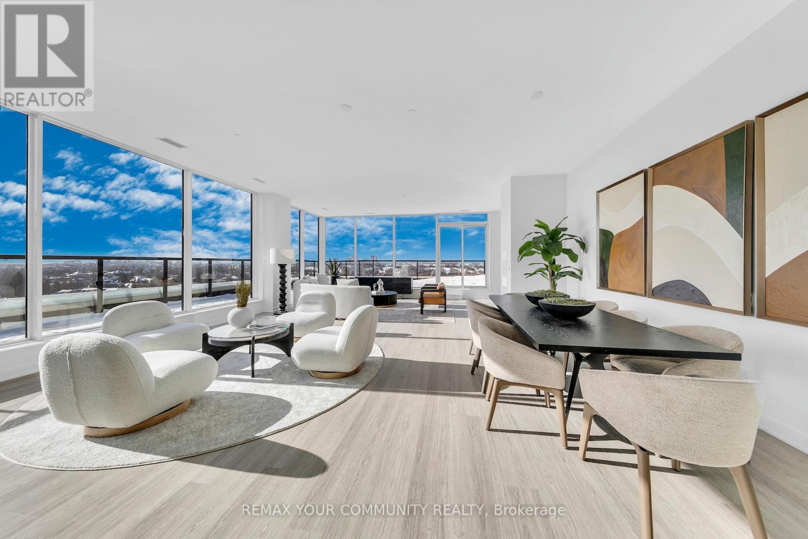 1002 - 8188 Yonge Street, Vaughan, Ontario  L4J 0M2 - Photo 2 - N12718954