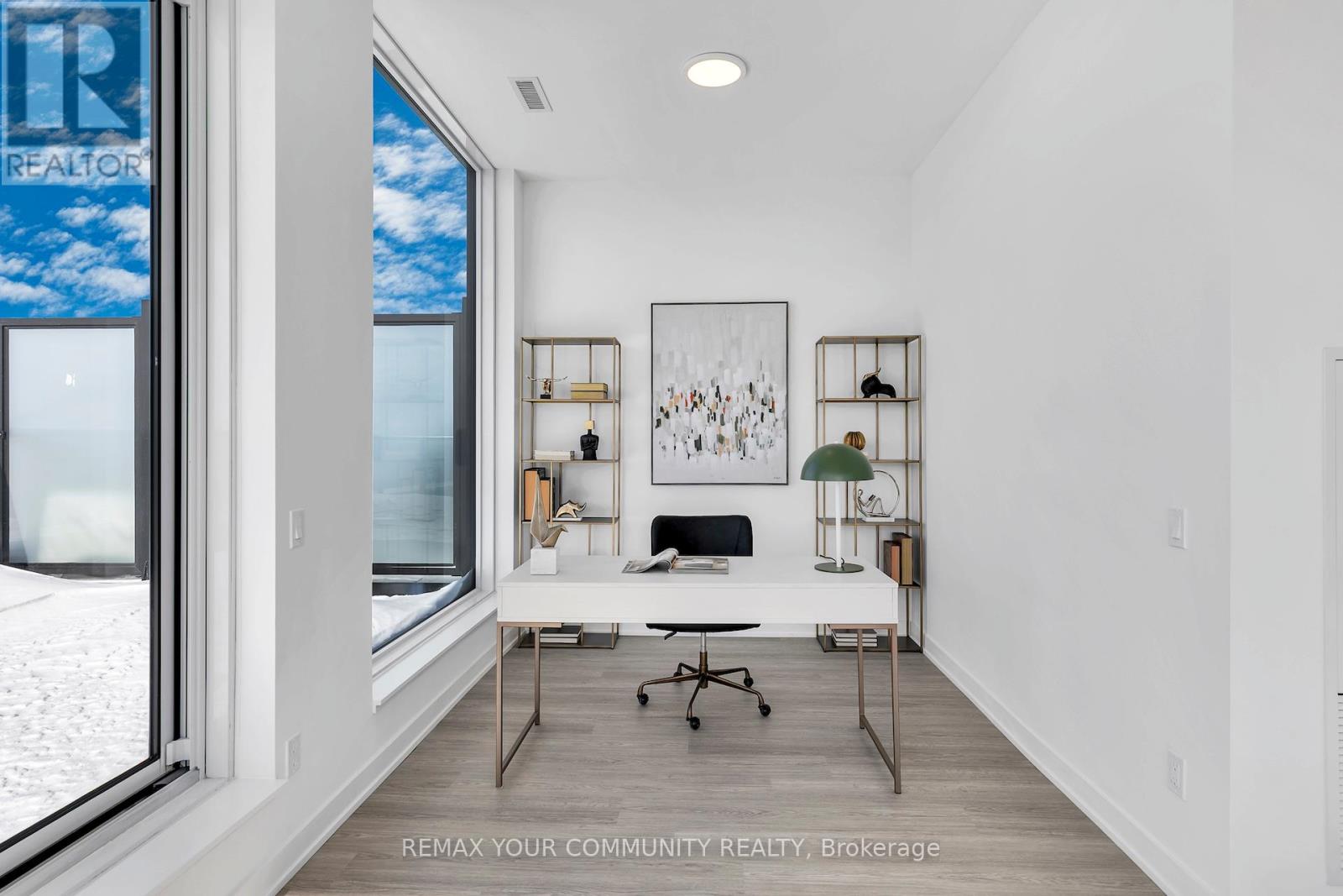 1002 - 8188 Yonge Street, Vaughan, Ontario  L4J 0M2 - Photo 9 - N12718954