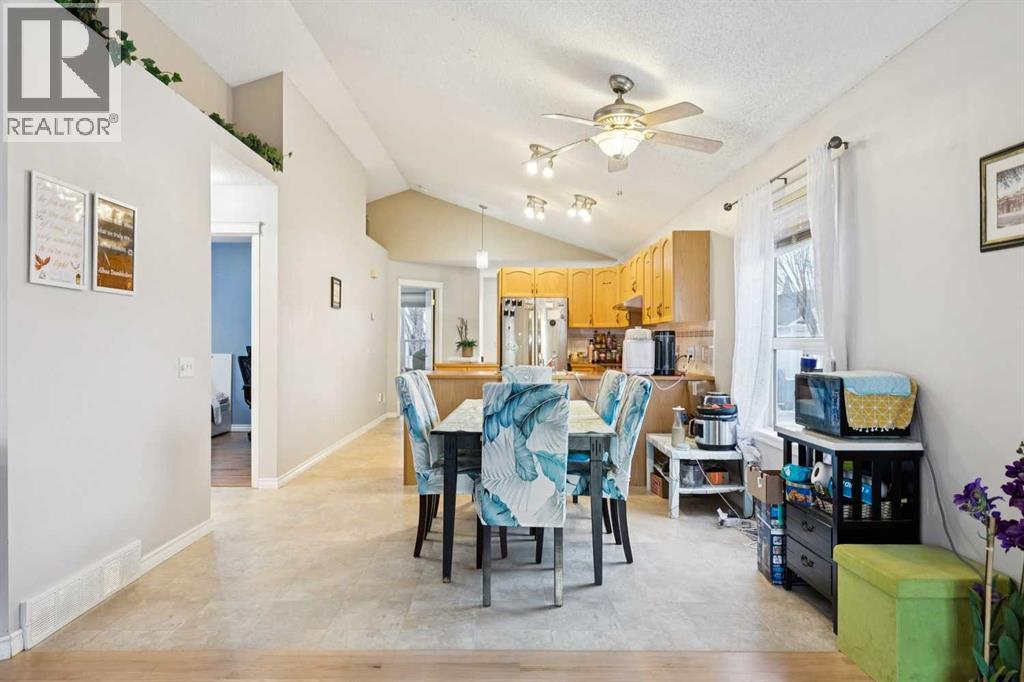 99 Inverness Park Se, Calgary, Alberta  T2Z 3E5 - Photo 9 - A2276887