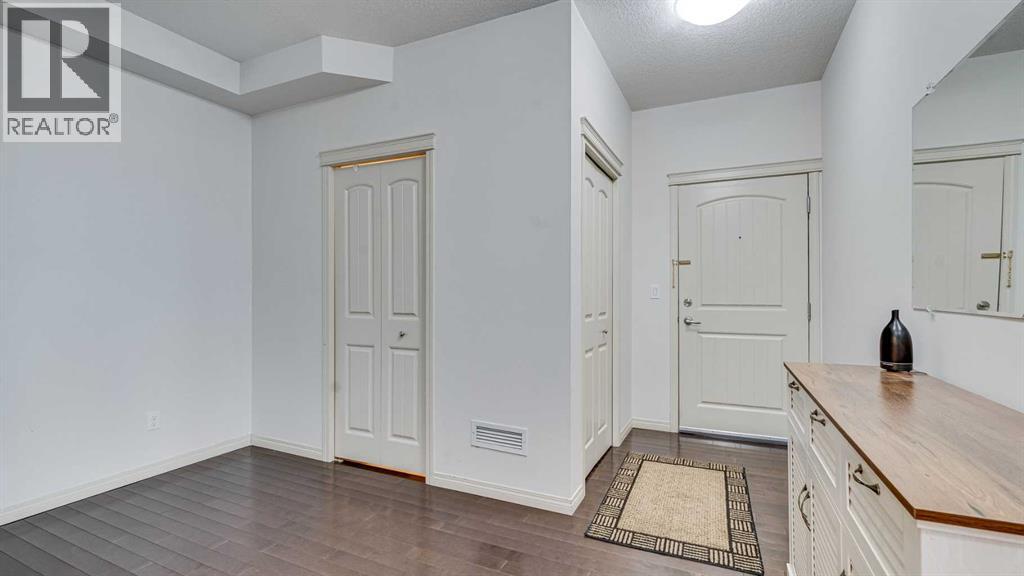 412, 304 Cranberry Park Se, Calgary, Alberta  T3M 1W2 - Photo 7 - A2276967