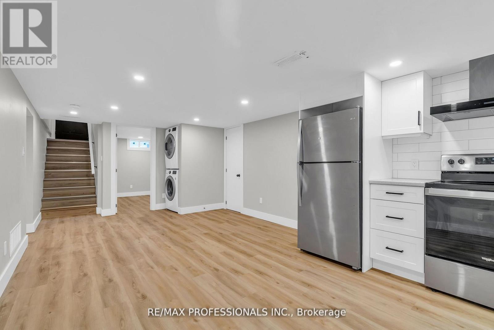 Lower - 139 Byron Avenue, Kitchener, Ontario  N2C 1Z7 - Photo 6 - X12583344