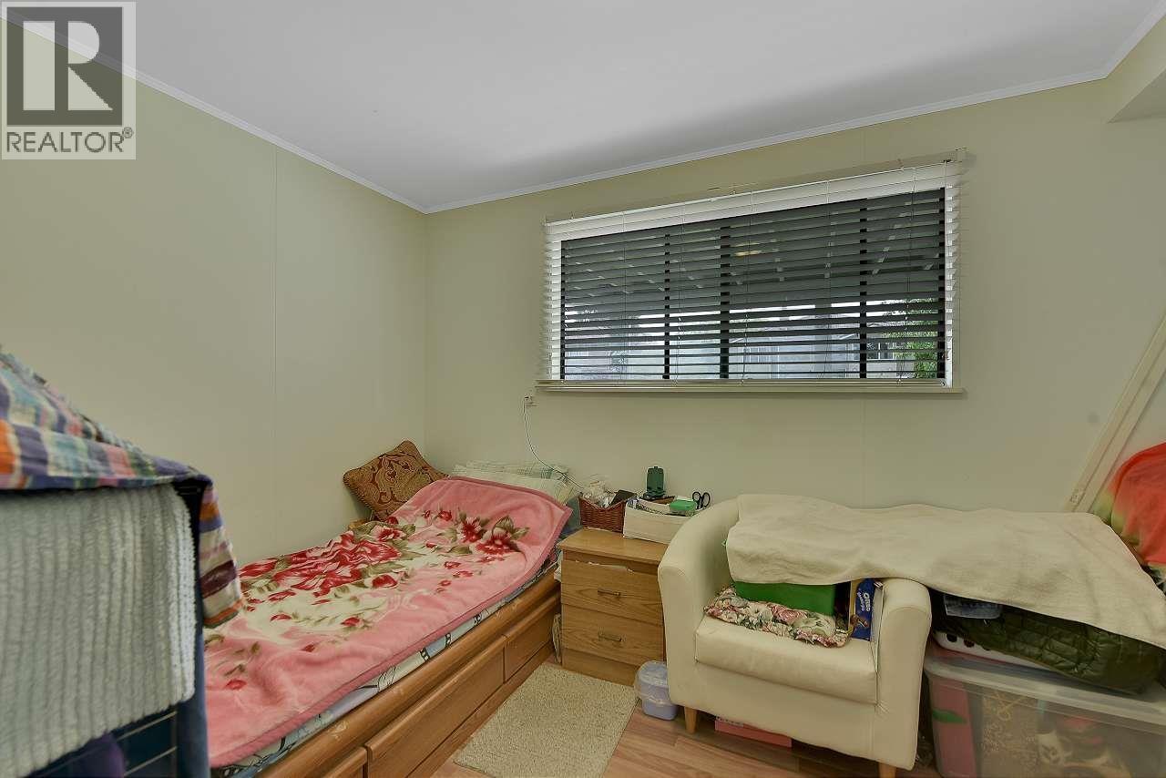 Listing Picture 30 of 39 : 10640 ANAHIM DRIVE, Richmond / 烈治文 - 魯藝地產 Yvonne Lu Group - MLS Medallion Club Member