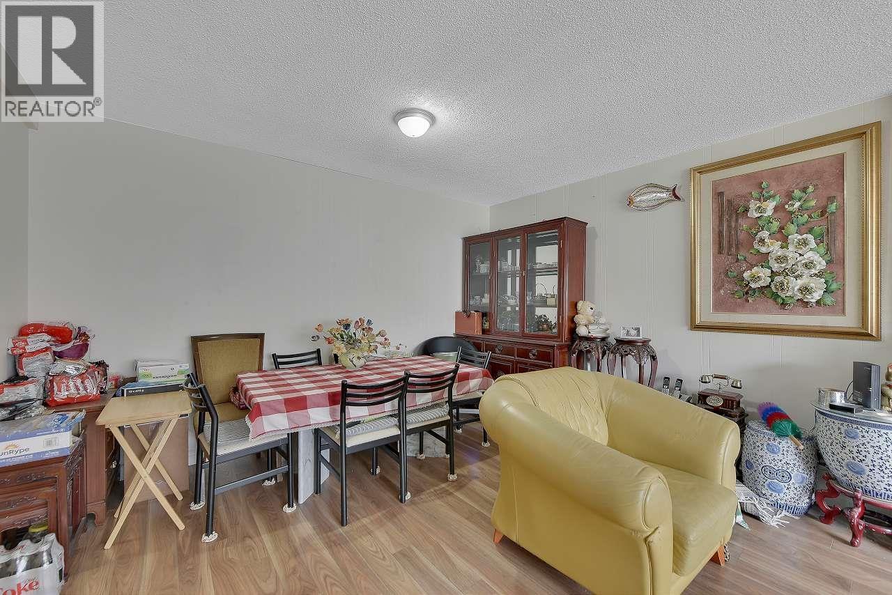 Listing Picture 32 of 39 : 10640 ANAHIM DRIVE, Richmond / 烈治文 - 魯藝地產 Yvonne Lu Group - MLS Medallion Club Member