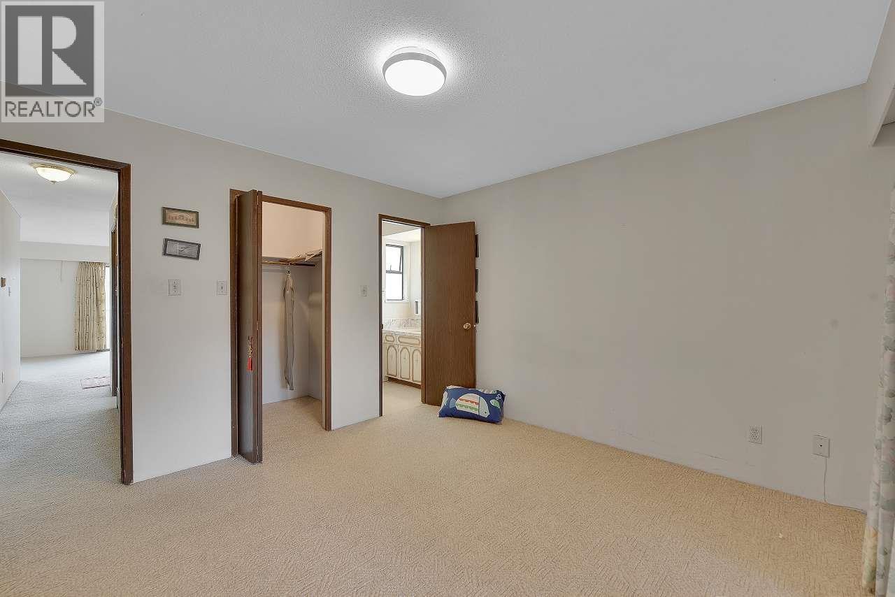 Listing Picture 19 of 39 : 10640 ANAHIM DRIVE, Richmond / 烈治文 - 魯藝地產 Yvonne Lu Group - MLS Medallion Club Member