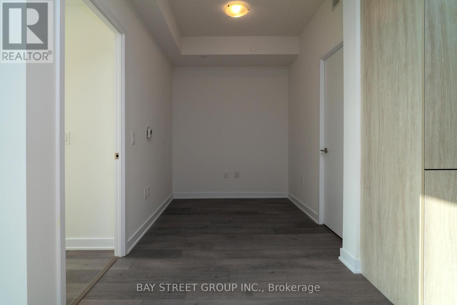 906 - 10 Honeycrisp Crescent N, Vaughan, Ontario  L4K 0M7 - Photo 16 - N12728088