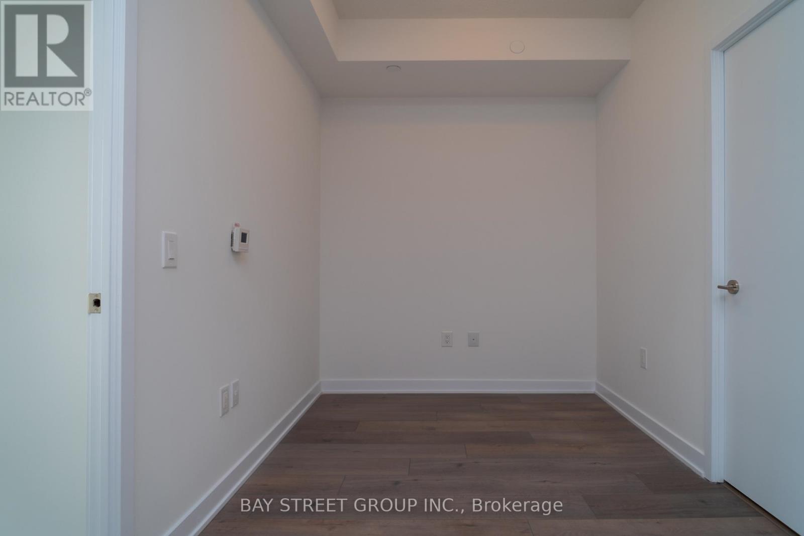 906 - 10 Honeycrisp Crescent N, Vaughan, Ontario  L4K 0M7 - Photo 17 - N12728088