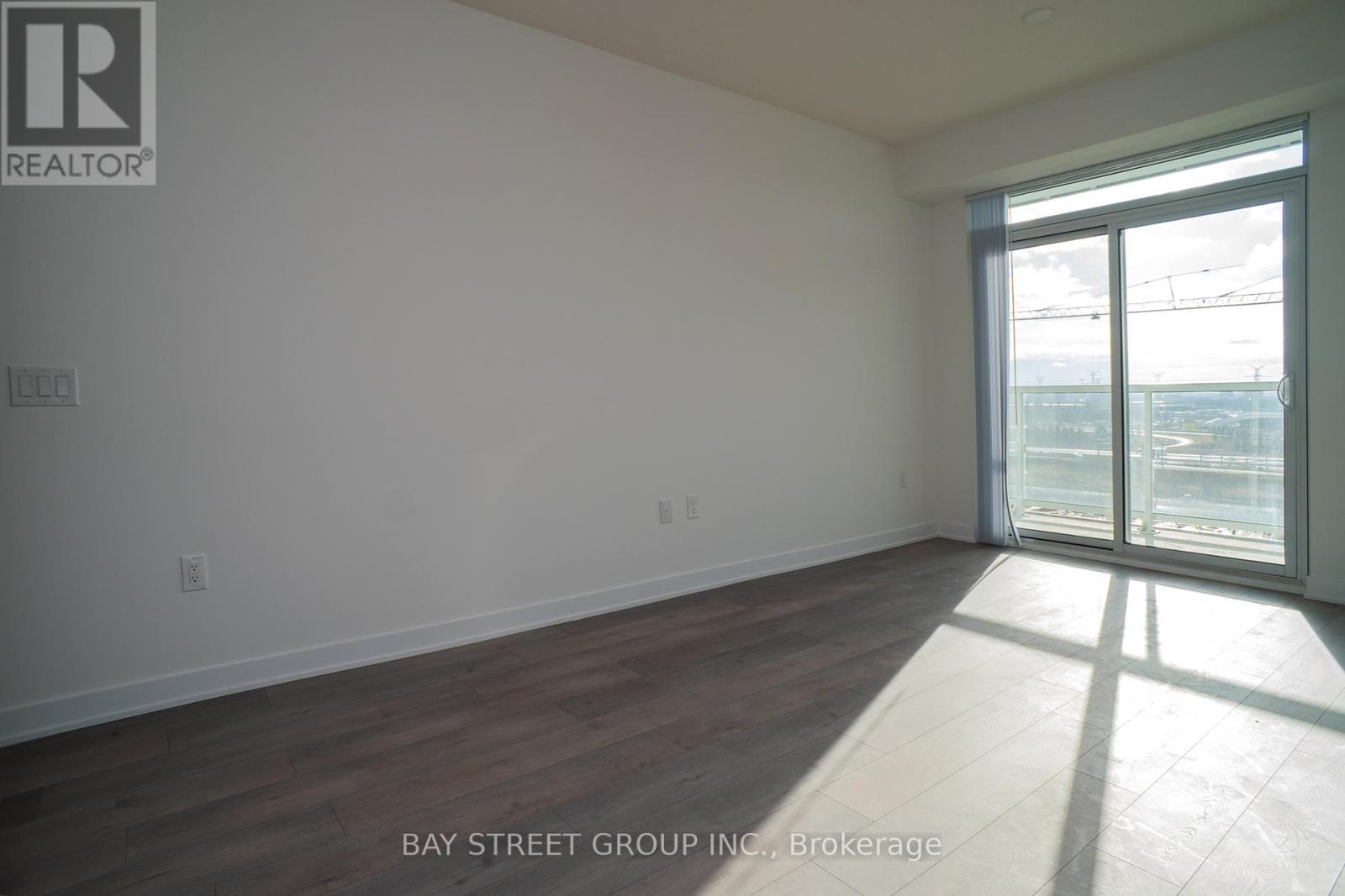 906 - 10 Honeycrisp Crescent N, Vaughan, Ontario  L4K 0M7 - Photo 9 - N12728088