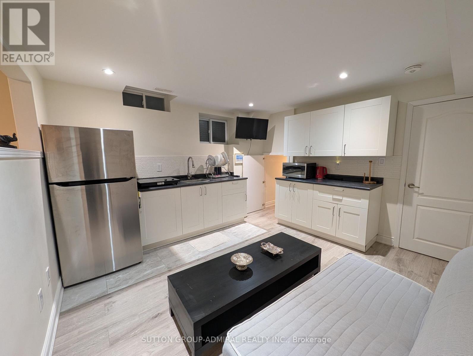 BSMT - 60 MYNDEN WAY, Newmarket, Ontario