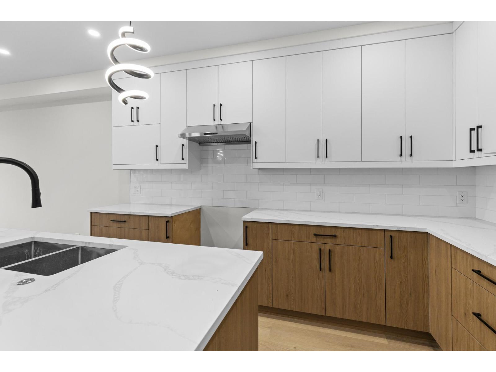 8590 Dunbar Way, Mission, British Columbia  V4S 0A7 - Photo 14 - R3073232