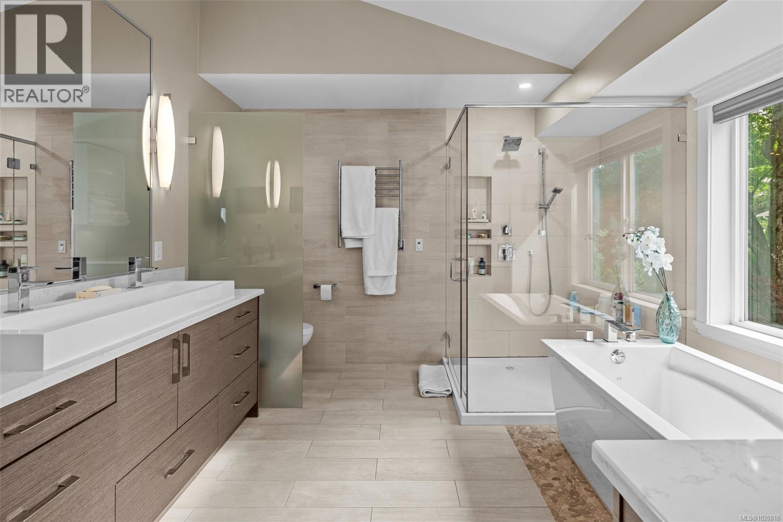 2013 Ferndale Rd, Saanich, British Columbia  V8N 2Y4 - Photo 26 - 1020816