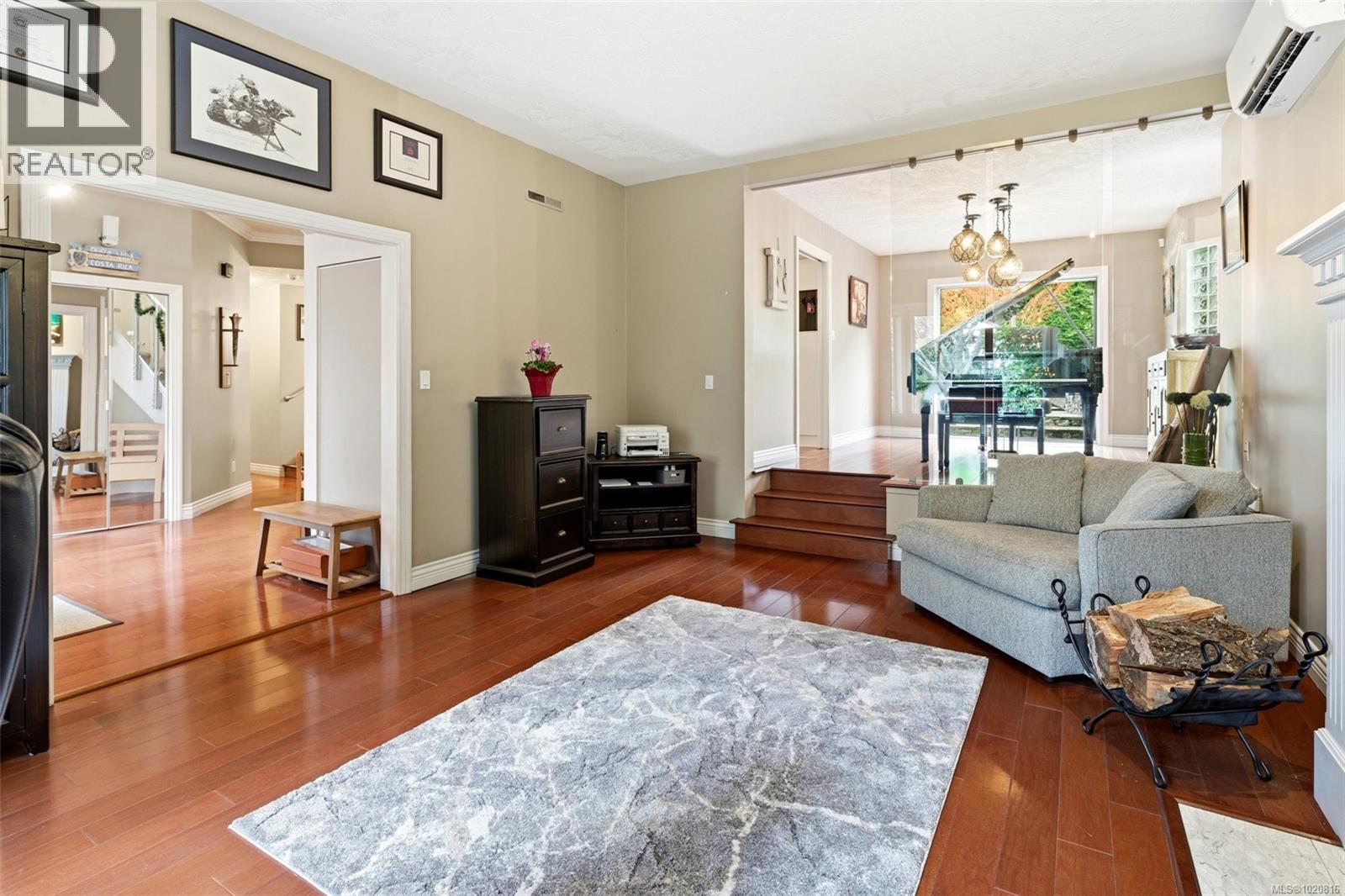 2013 Ferndale Rd, Saanich, British Columbia  V8N 2Y4 - Photo 8 - 1020816