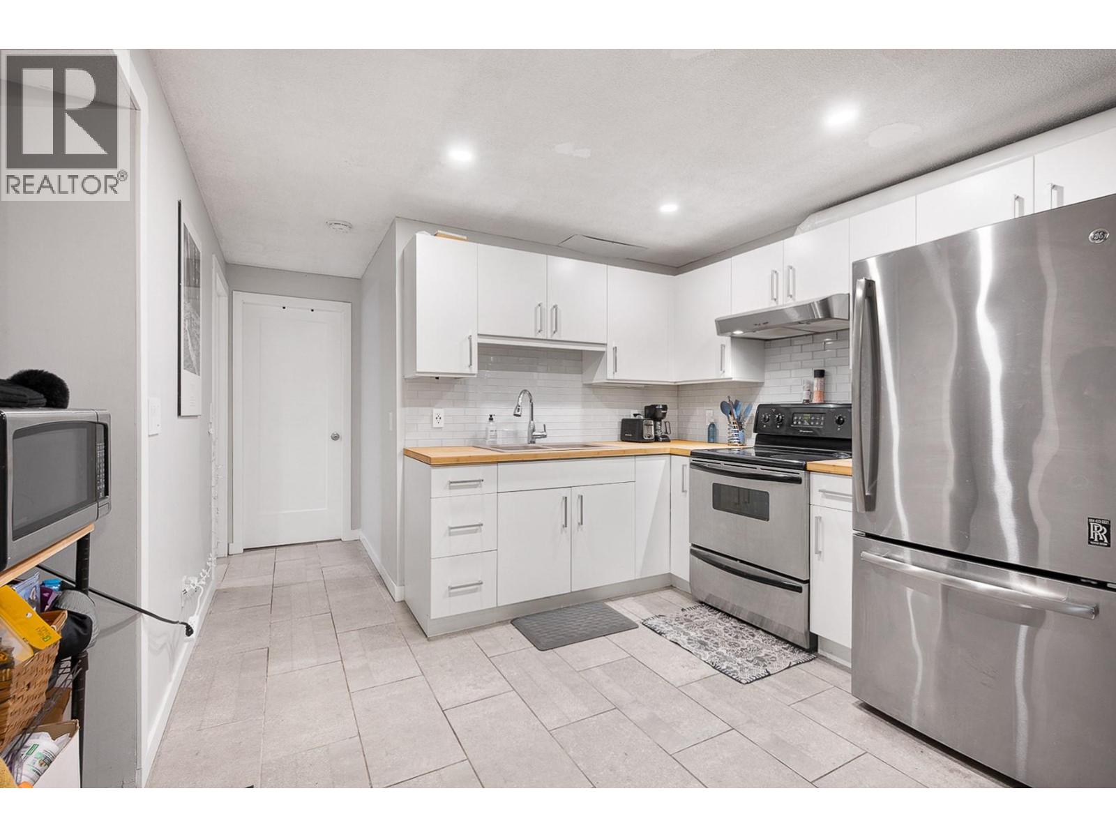 1785 Cathy Court, Kelowna, British Columbia  V1P 1L4 - Photo 39 - 10373548