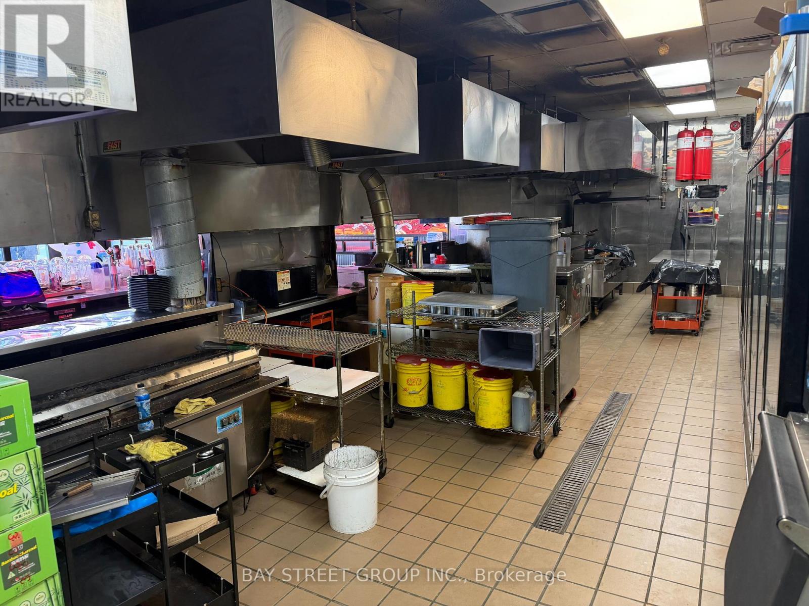 B05-B06 - 3365 Steeles Avenue, Toronto, Ontario  M2H 3S8 - Photo 5 - C12728120