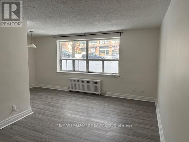 B4 - 2 Kinsdale Boulevard, Toronto, Ontario  M8Y 1T7 - Photo 11 - W12728122