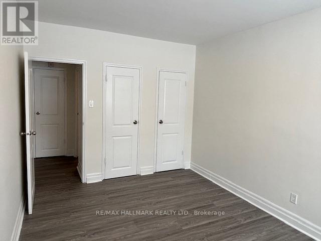 B4 - 2 Kinsdale Boulevard, Toronto, Ontario  M8Y 1T7 - Photo 6 - W12728122