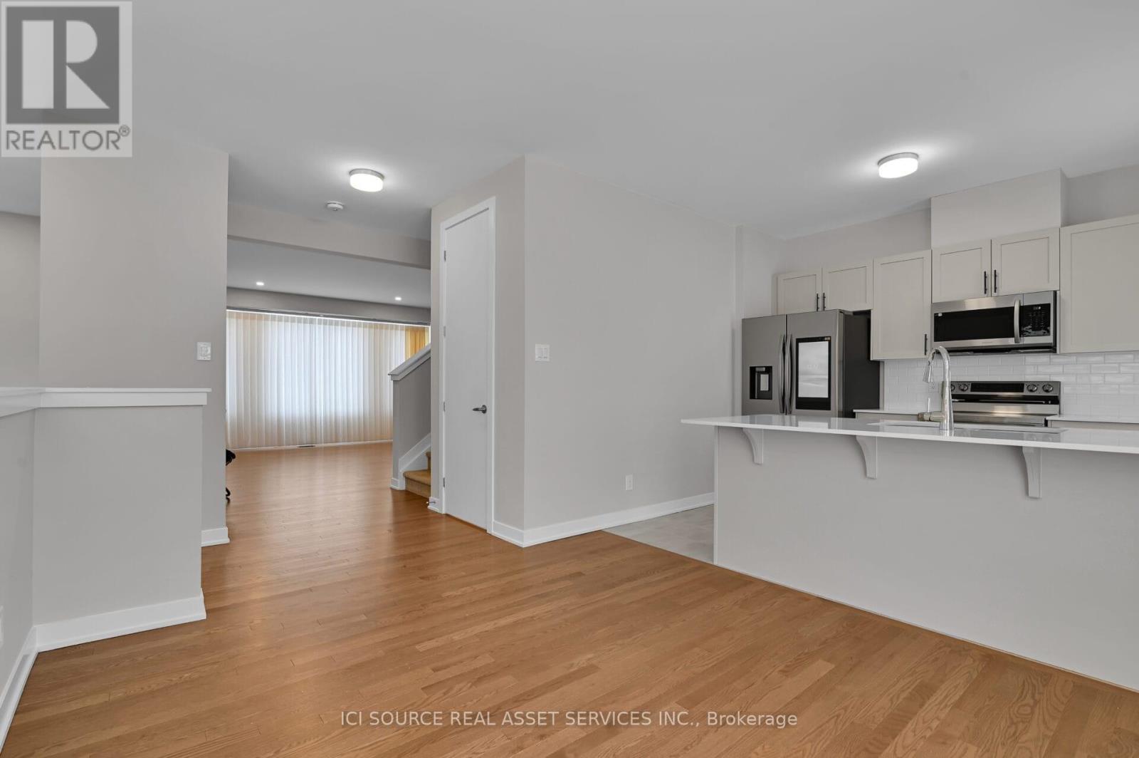 334 Falsetto Street, Ottawa, Ontario  K1W 0S6 - Photo 8 - X12728124