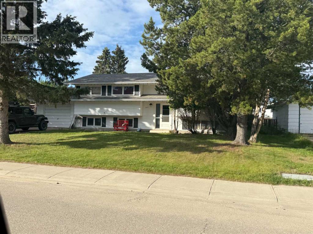 403 7 Avenue, Fox Creek, Alberta