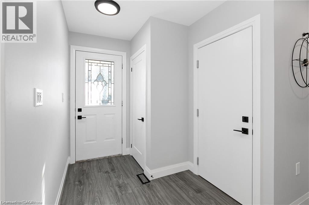 254 West 31st Street Unit# Main, Hamilton, Ontario  L9C 5G4 - Photo 3 - 40800827