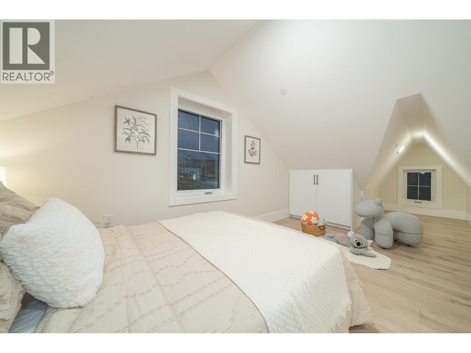 Listing Picture 31 of 34 : 7815 SHAUGHNESSY STREET, Vancouver / 溫哥華 - 魯藝地產 Yvonne Lu Group - MLS Medallion Club Member