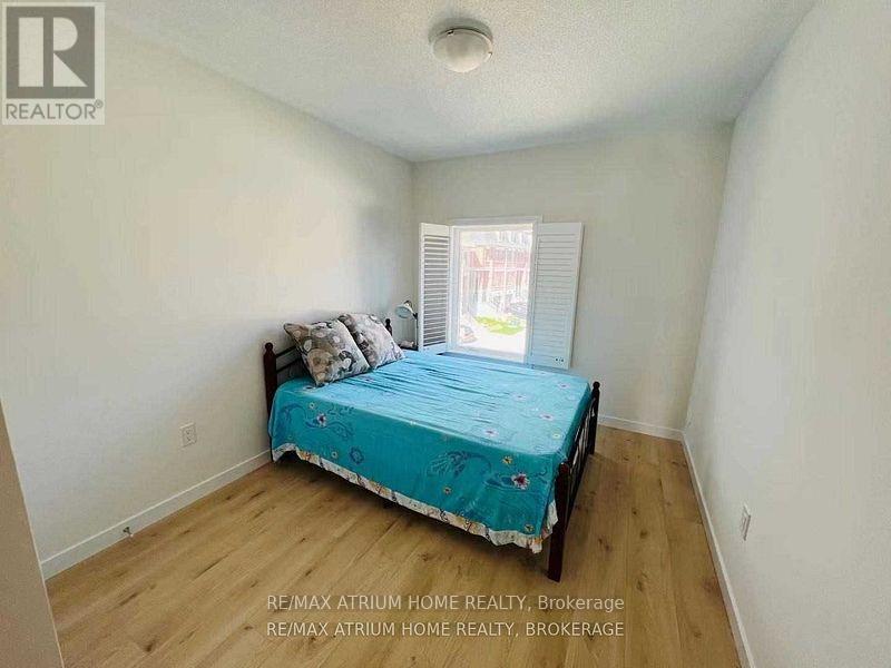 18 Mcnaughton Road, Vaughan, Ontario  L6A 5B6 - Photo 12 - N12728142