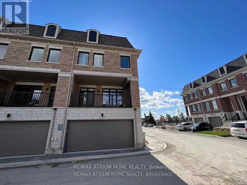 18 Mcnaughton Road, Vaughan, Ontario  L6A 5B6 - Photo 16 - N12728142