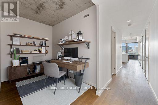 511 - 383 Sorauren Avenue, Toronto, Ontario  M6R 0A4 - Photo 8 - W12728136