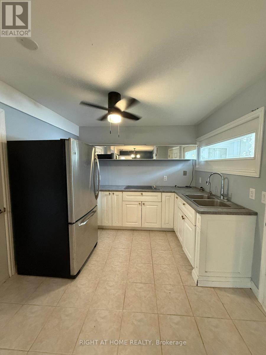 11544 Guelph Line, Milton, Ontario  L0P 1B0 - Photo 4 - W12728144