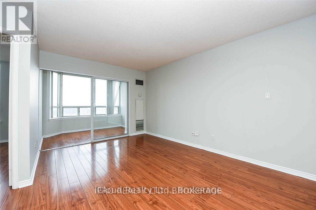 1814 - 135 Hillcrest Avenue, Mississauga, Ontario  L5B 4B1 - Photo 8 - W12728152