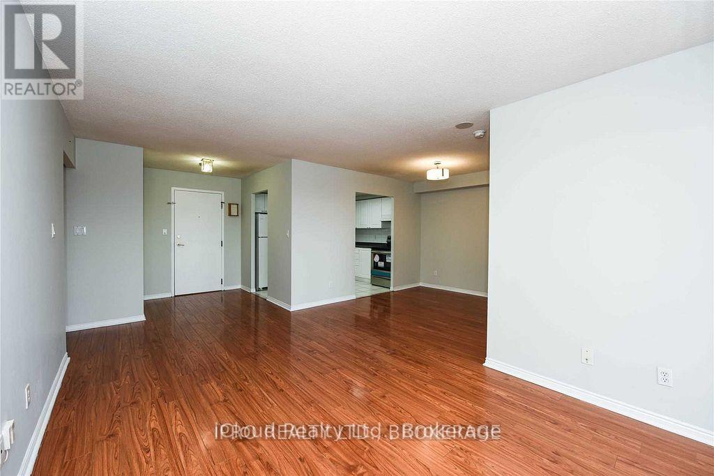 1814 - 135 Hillcrest Avenue, Mississauga, Ontario  L5B 4B1 - Photo 9 - W12728152