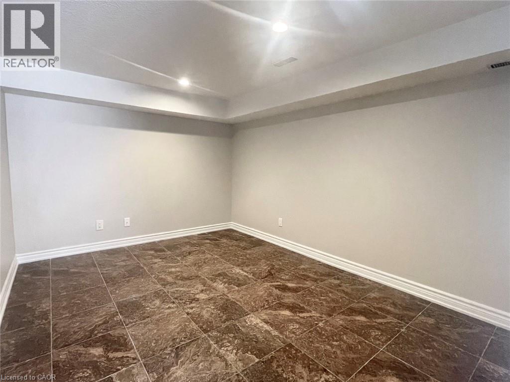 19 Hahn Place Unit# Lower, Kitchener, Ontario  N2M 1R4 - Photo 10 - 40800828