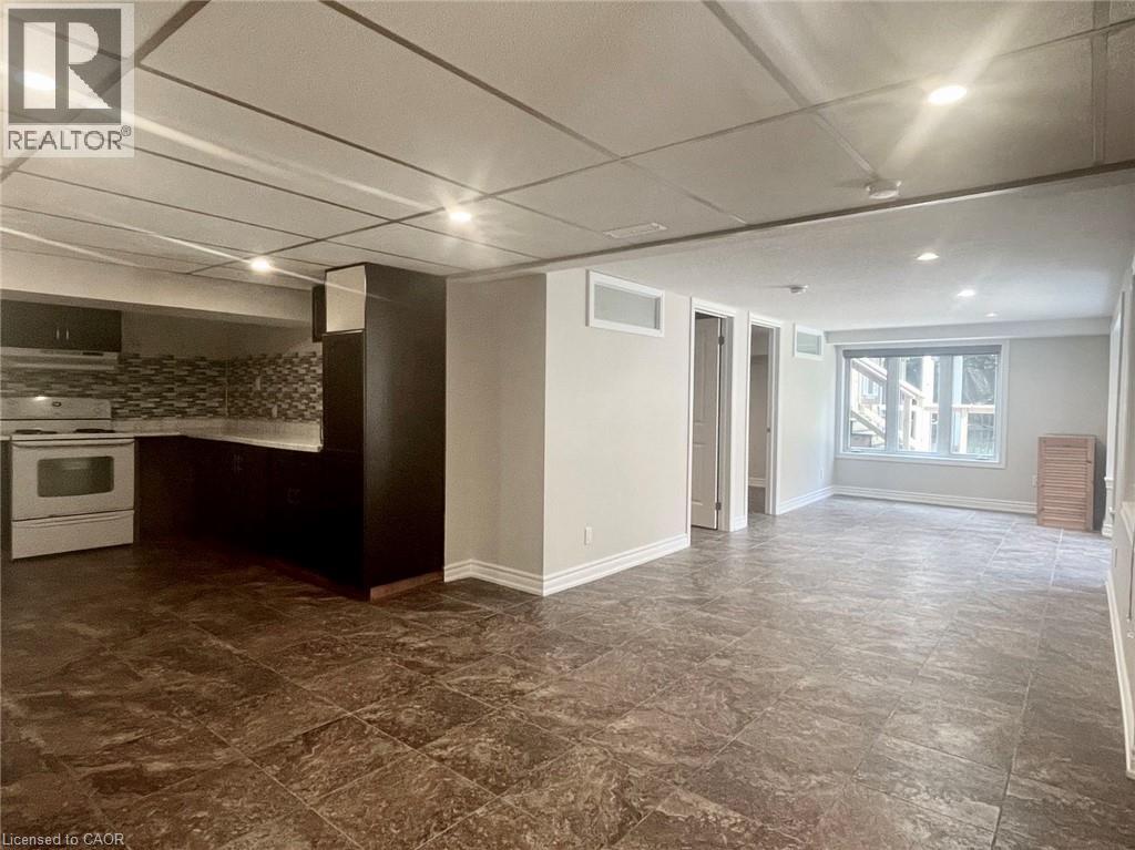 19 Hahn Place Unit# Lower, Kitchener, Ontario  N2M 1R4 - Photo 4 - 40800828