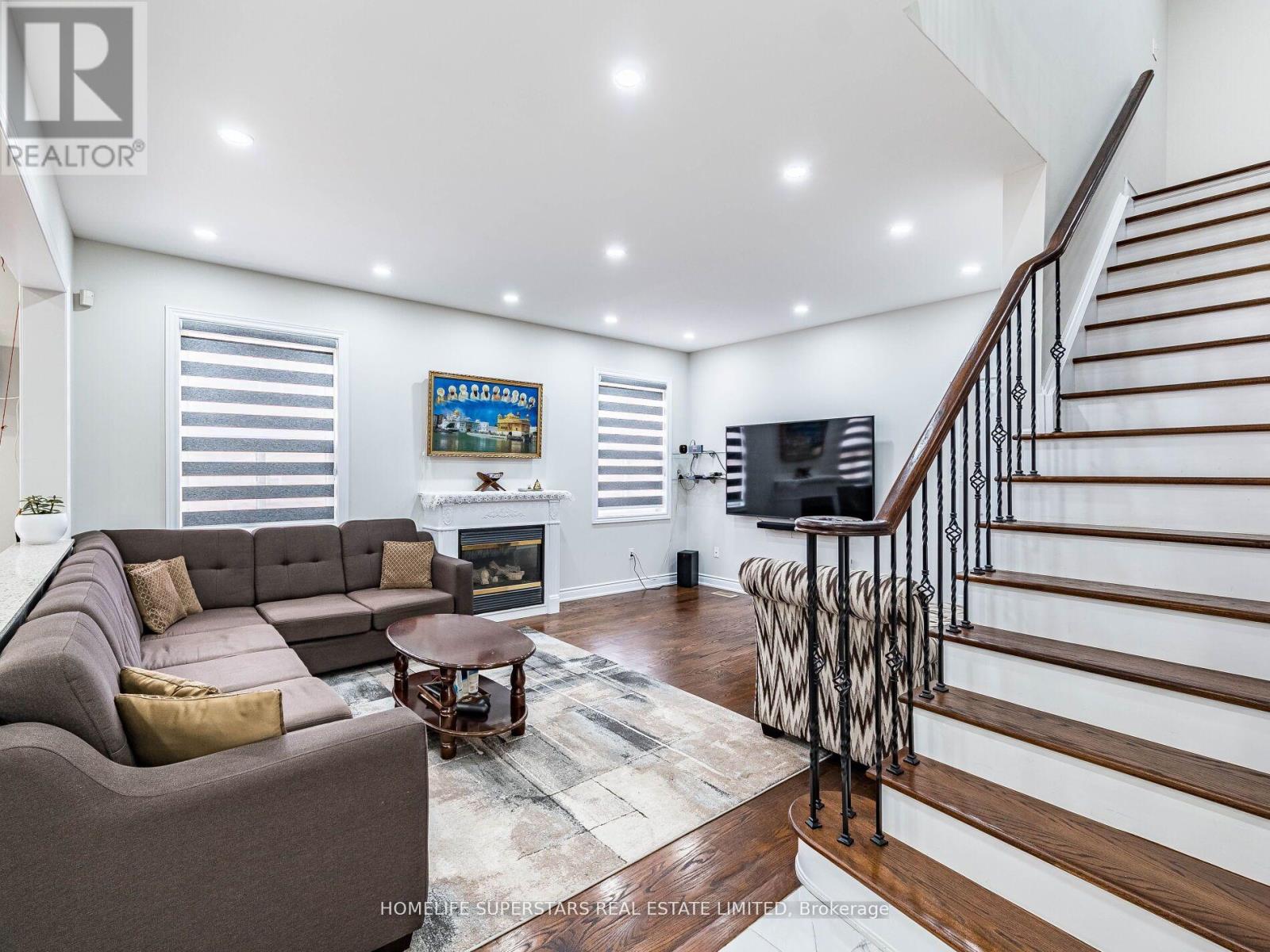 13 Wallaby Way, Brampton, Ontario  L6R 3G1 - Photo 33 - W12728160