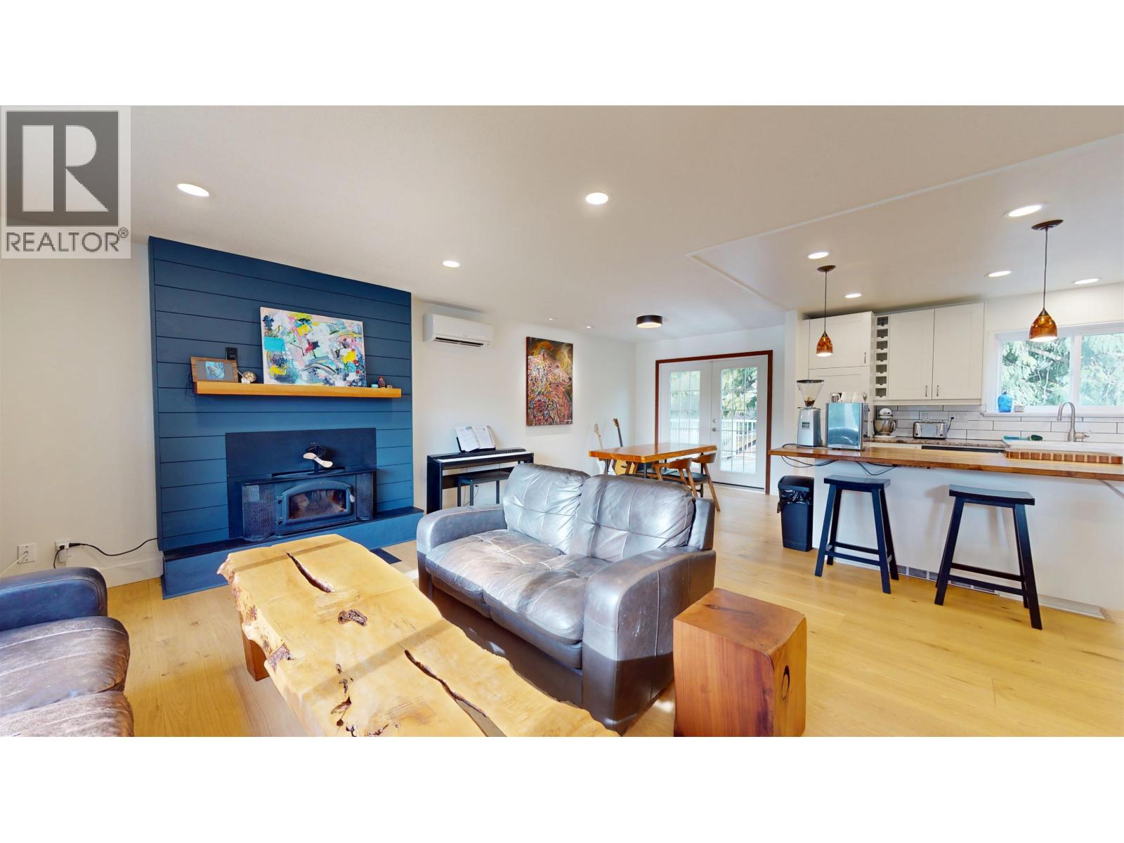 1212 Parkwood Place, Squamish, British Columbia  V0N 1H0 - Photo 11 - R3082875