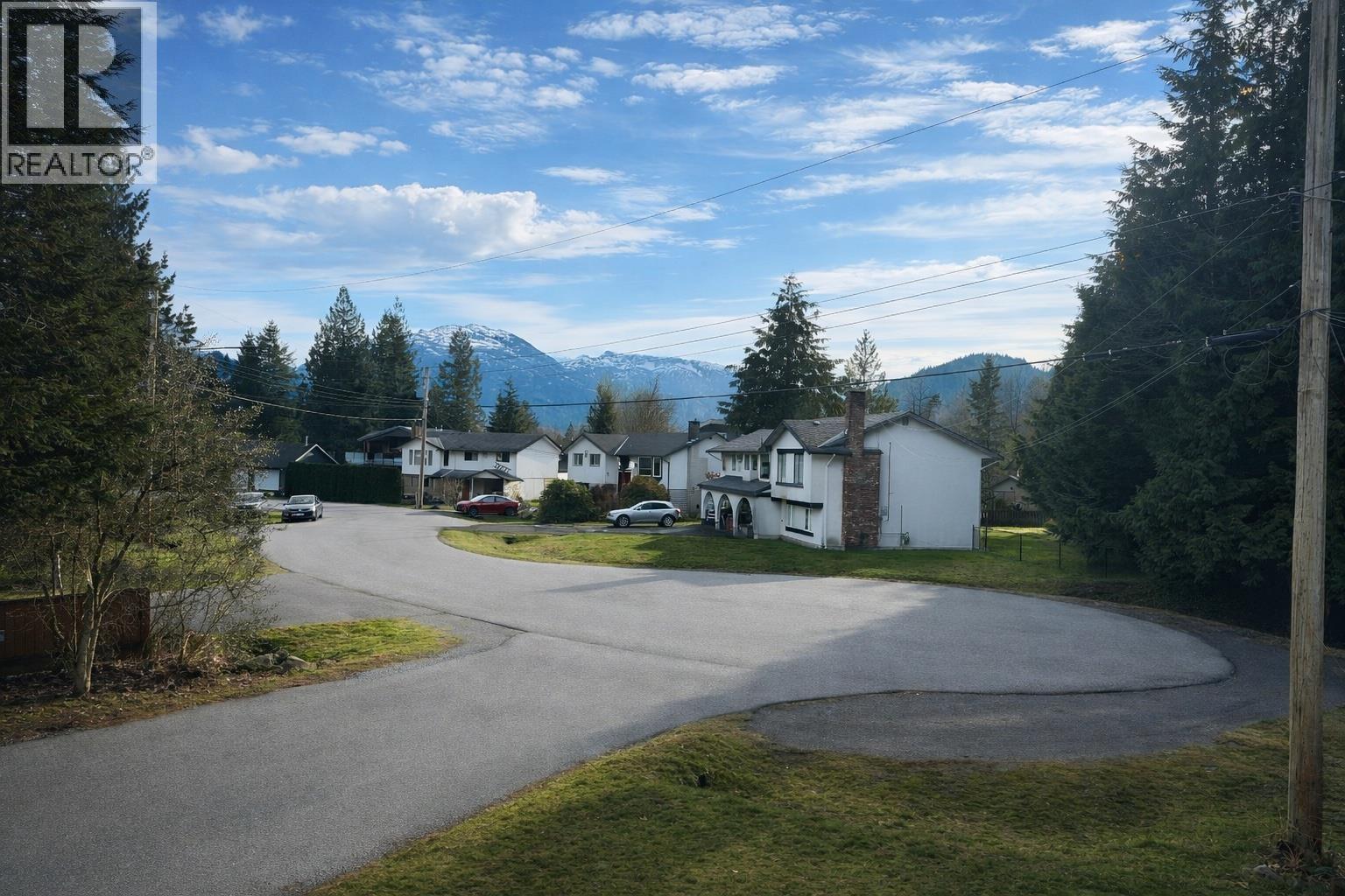1212 Parkwood Place, Squamish, British Columbia  V0N 1H0 - Photo 20 - R3082875