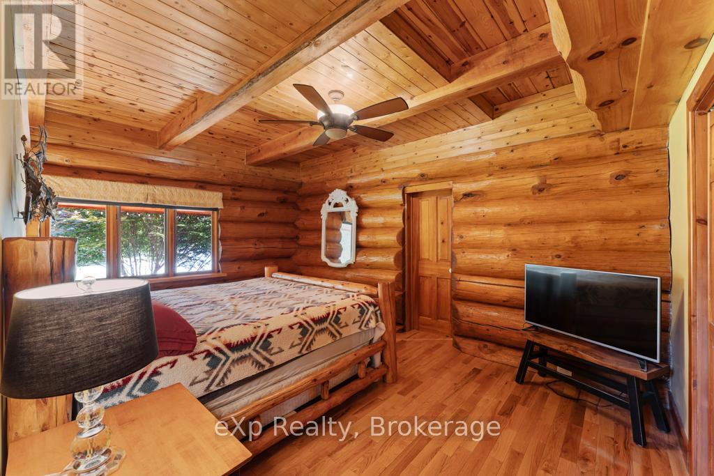 271 Bay Street, Saugeen Shores, Ontario  N0H 2L0 - Photo 24 - X12728184