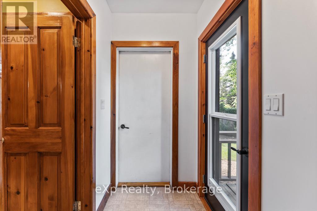 271 Bay Street, Saugeen Shores, Ontario  N0H 2L0 - Photo 28 - X12728184
