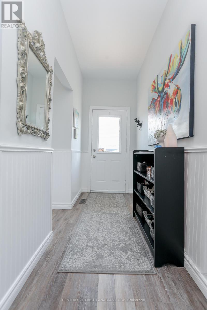 10 - 374 Front Street, Central Elgin, Ontario  N5L 1E9 - Photo 6 - X12674092