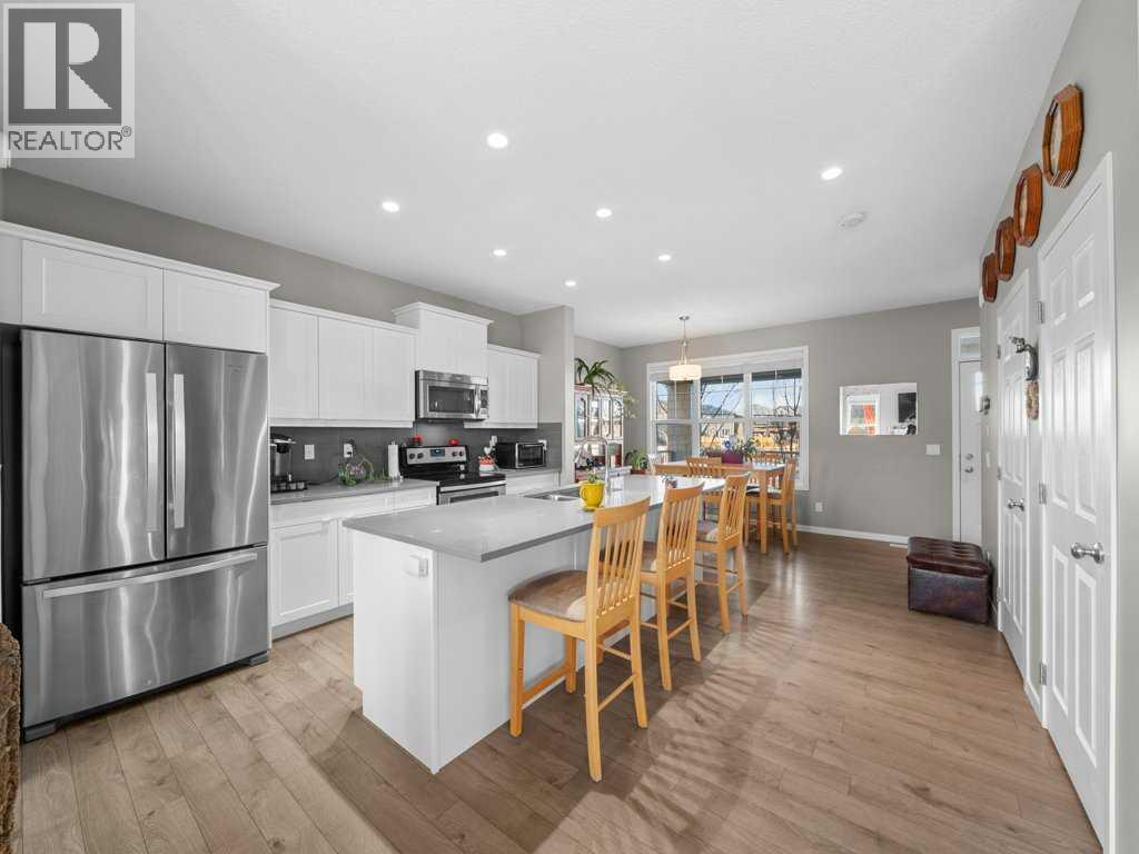 33 Amery Green, Crossfield, Alberta  T0M 0S0 - Photo 7 - A2279805