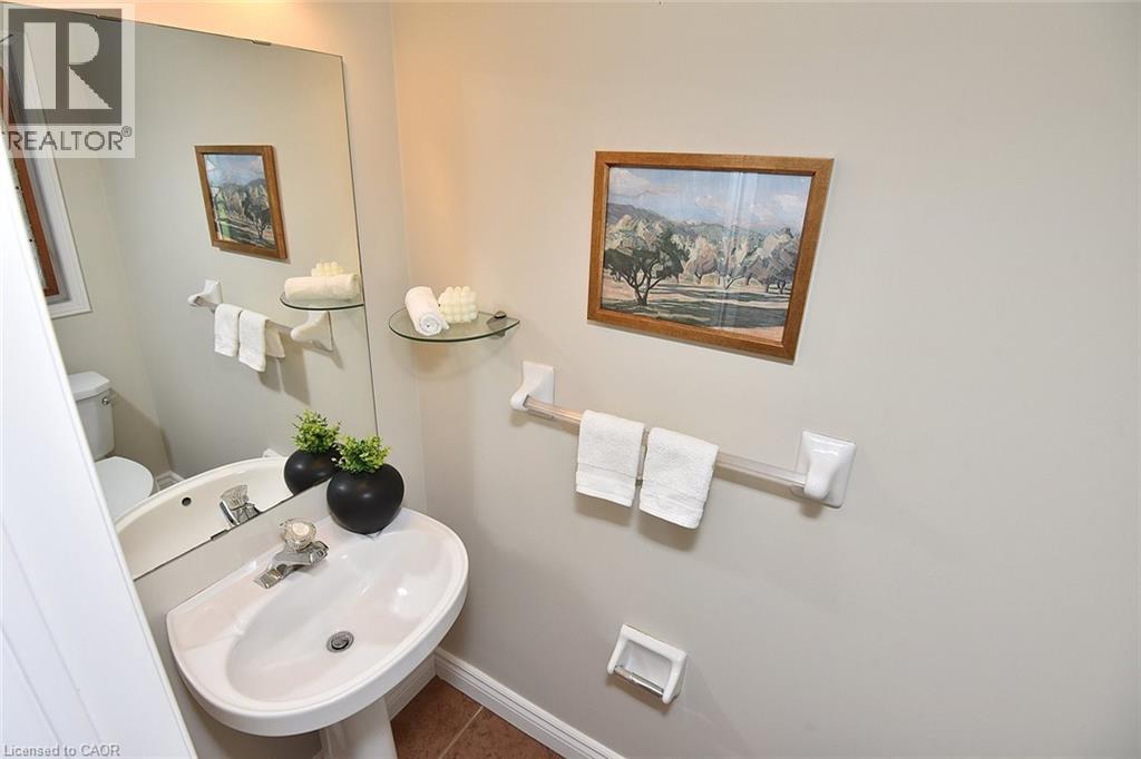 2258 Empire Crescent, Burlington, Ontario  L7L 6Y9 - Photo 28 - 40800709