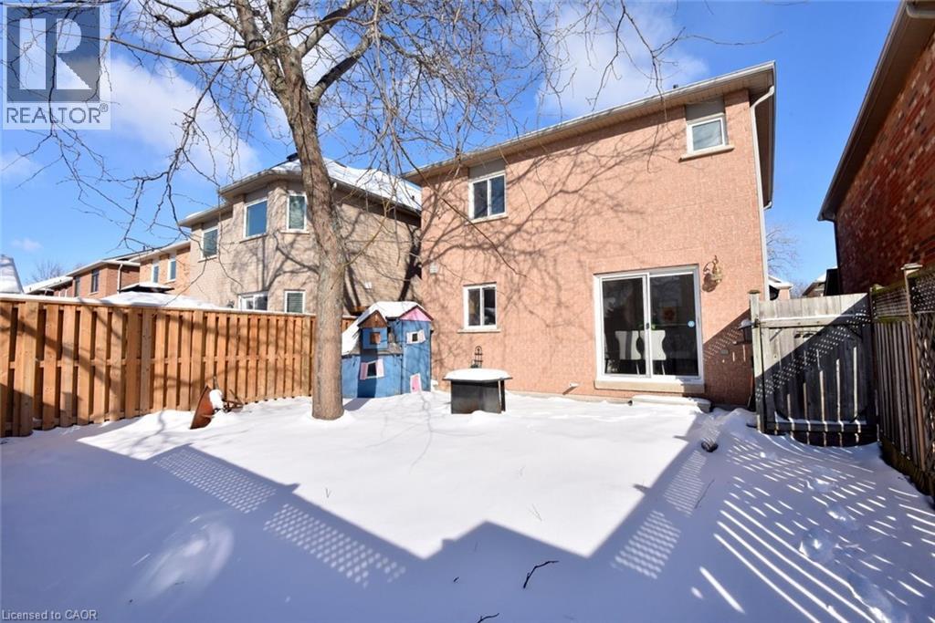 2258 Empire Crescent, Burlington, Ontario  L7L 6Y9 - Photo 33 - 40800709