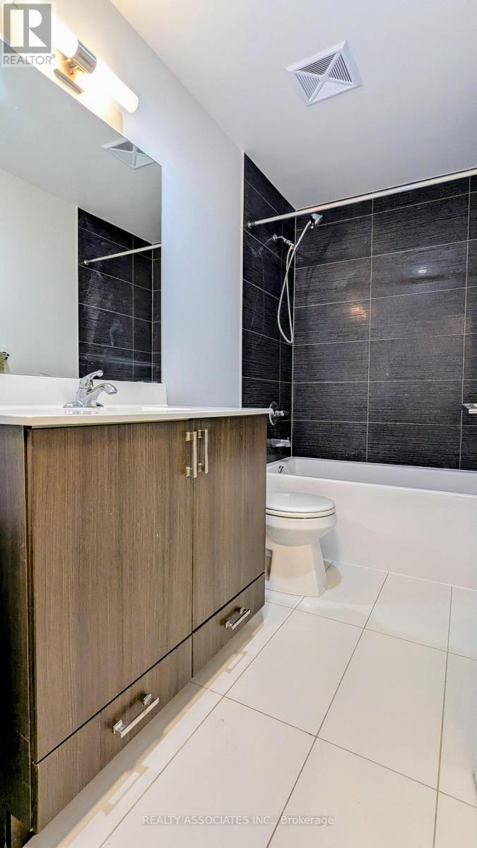 4211 - 55 Ann O'reilly Road, Toronto, Ontario  M2J 5C3 - Photo 8 - C12728182