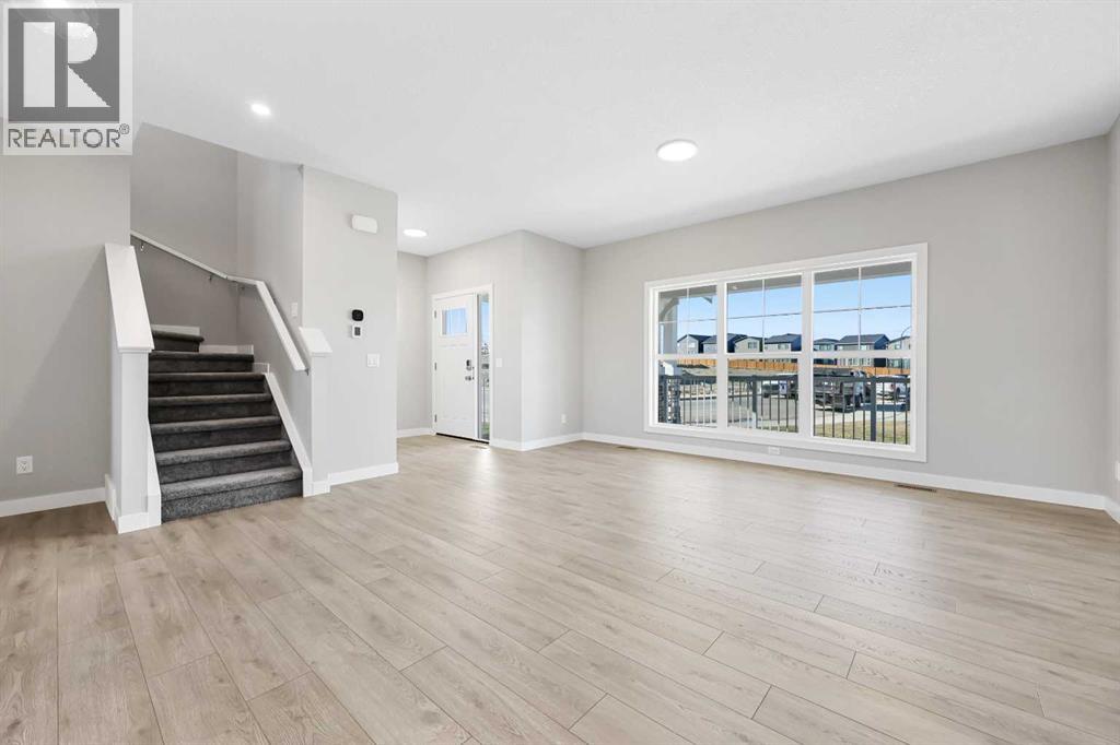 104 Mitchell Walk Nw, Calgary, Alberta  T3R 2G2 - Photo 7 - A2272465